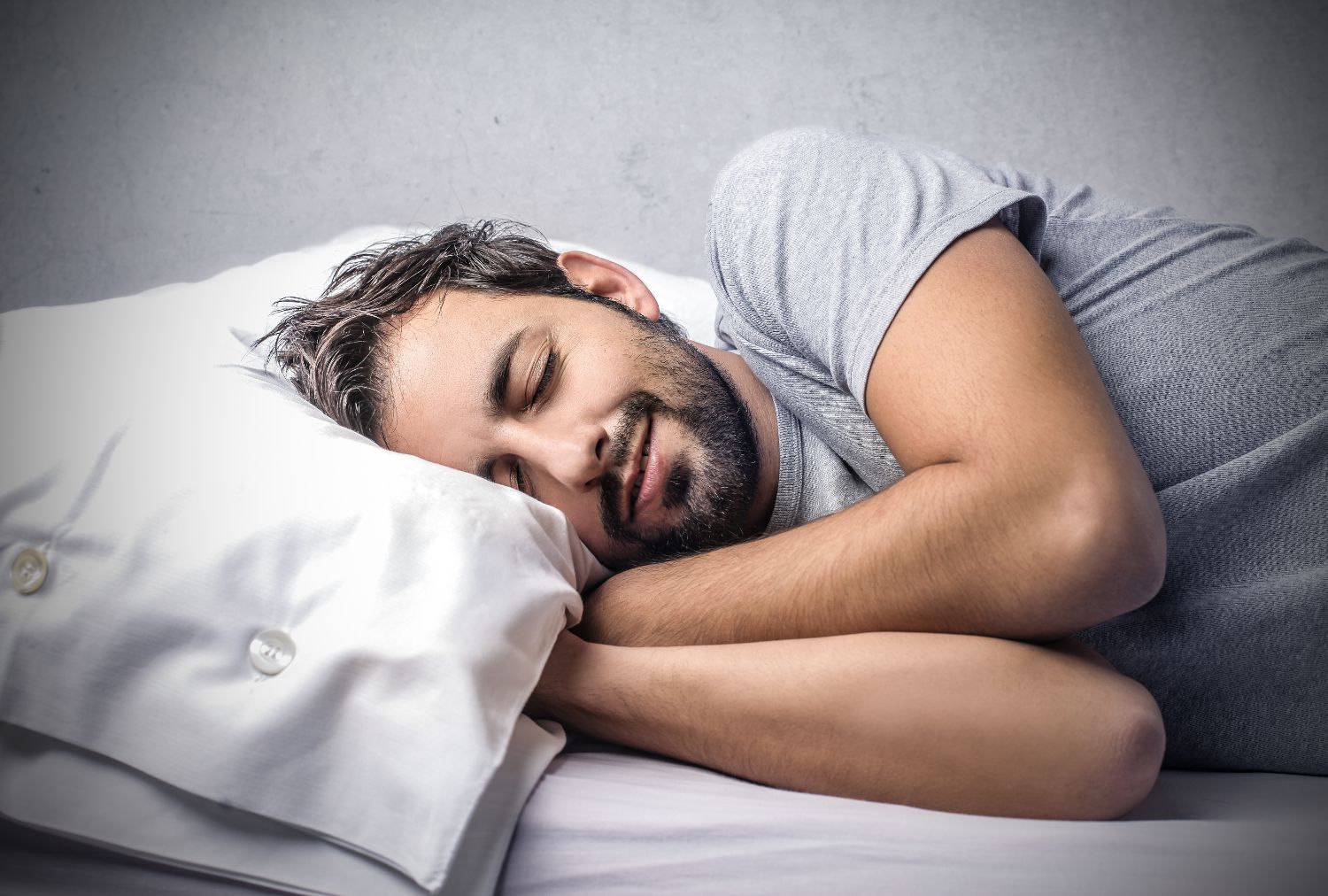 Évolution : une supériorité de l'Homme serait... son bon sommeil