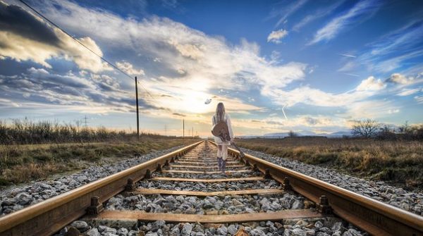 La solitude entraine plus de risque de mortalité précoce et de risques cardiovasculaires