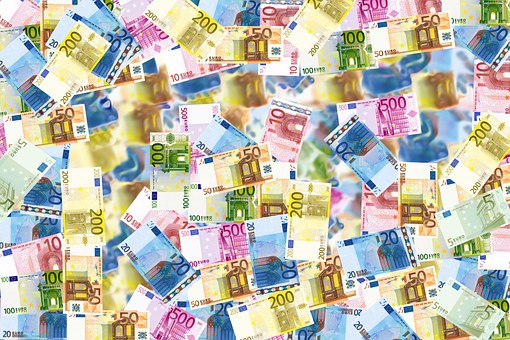 Jean Ziegler : « Le système capitaliste financier globalisé détruit le monde »