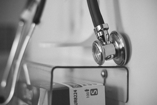 Le plan santé de Macron, la fin du numérus clausus, ou comment ne rien comprendre