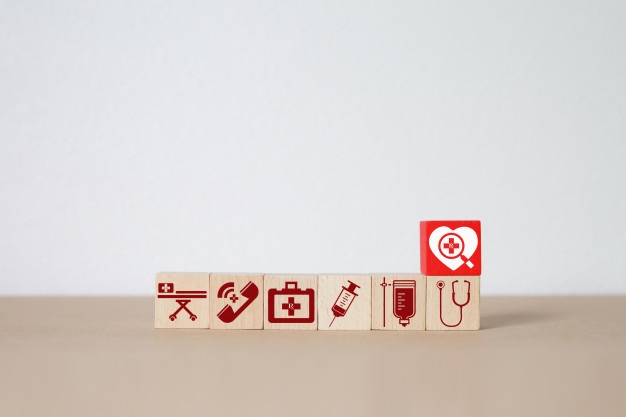 icones-medicales-sante-bloc-bois_101448-401 – copie