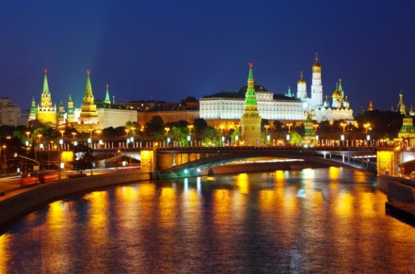 Que se passe t-il en Russie où le nombre de cas augmente mais où il y a très peu de morts ?