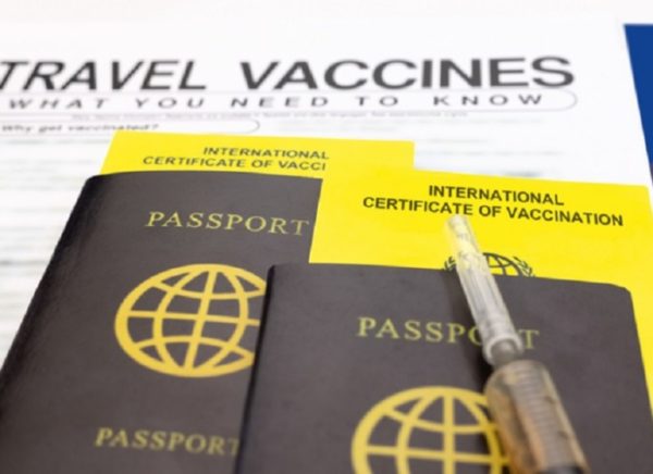 Les États-Unis excluent les passeports vaccinaux